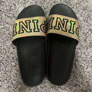 size 9 ‘pink’ slides